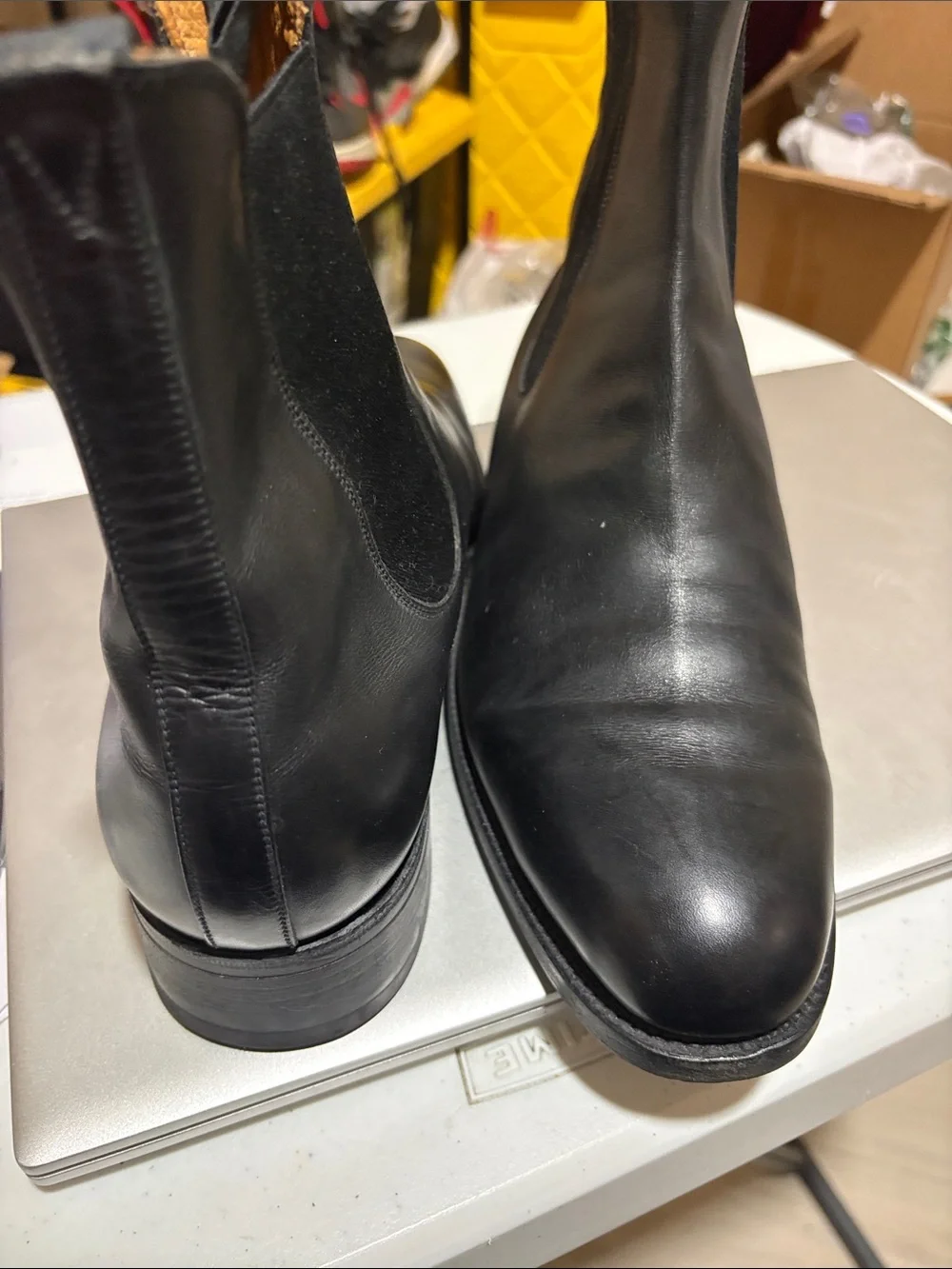 Classic Black Leather Chukka Boots - Timeless Men’s Chelsea-Style Boot